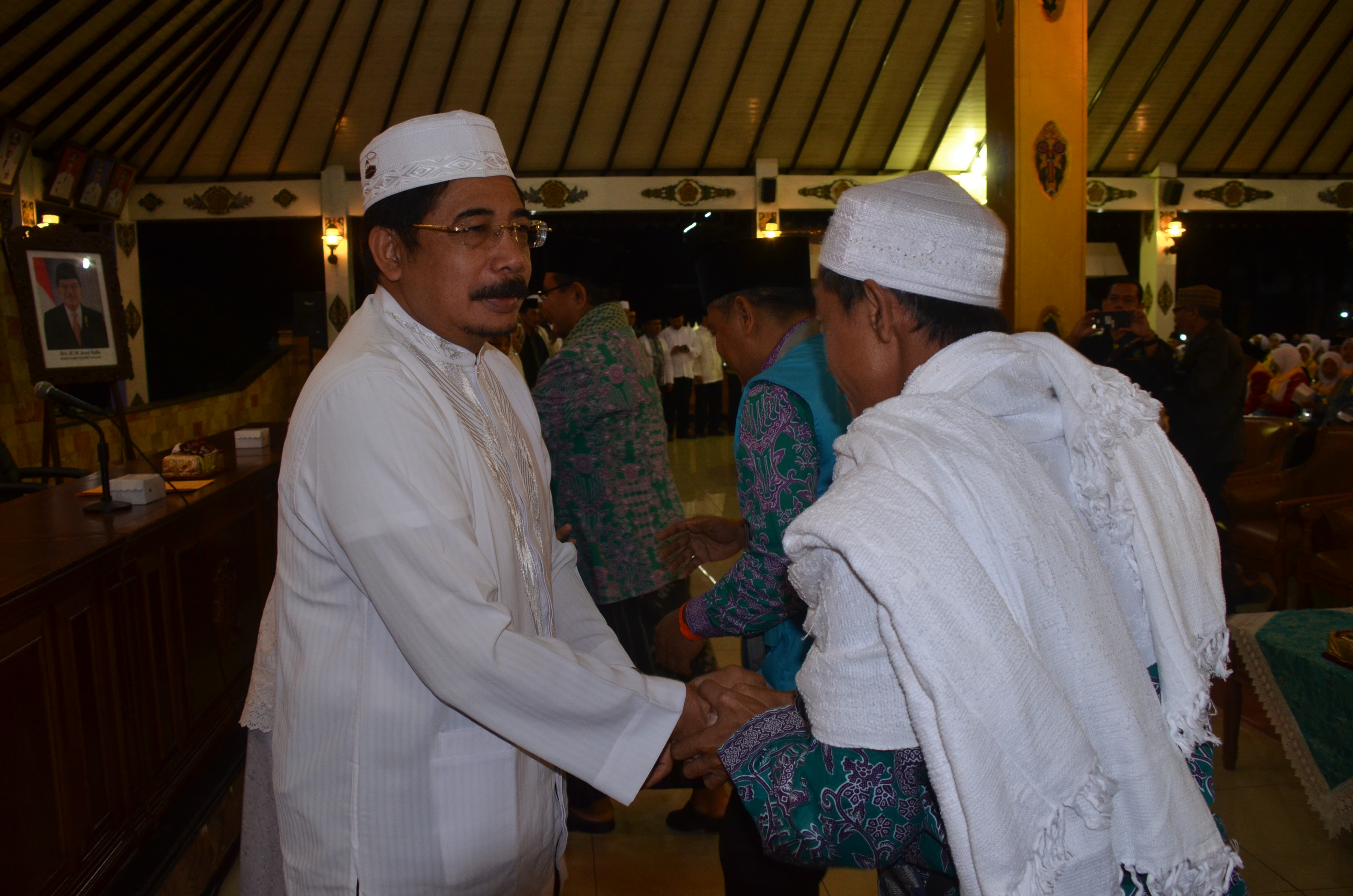 395 CJH MAGETAN BERANGKAT KE TANAH SUCI