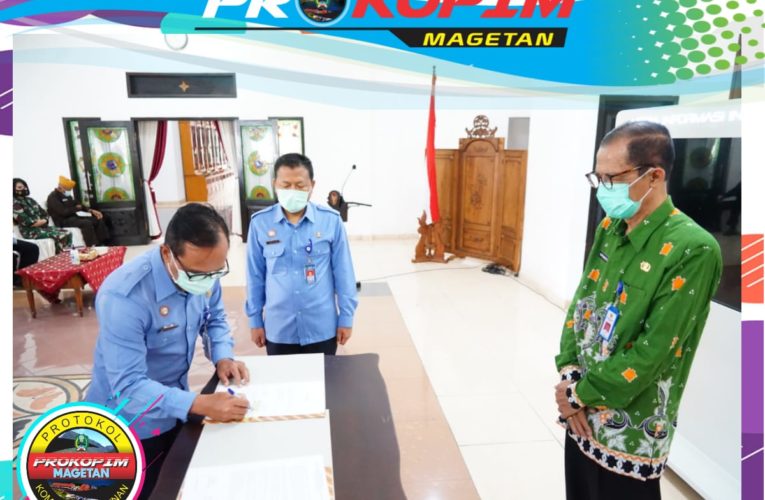 Penandatanganan Kontrak Kinerja Direksi PDAM Lawu Tirta Magetan dan Pemberian Kehormatan Veteran Berupa Penyerahan Petikan Keputusan Janda Veteran