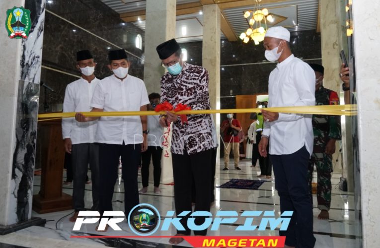 JADIKAN MASJID SEBAGAI SENTRAL KEGIATAN MASYARAKAT