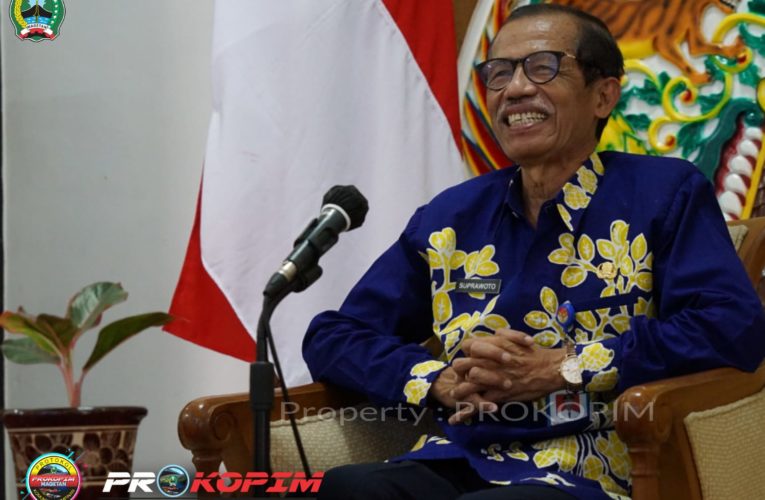 Podcast Online “Inspirasi Bangsa dengan Tema 76 Tahun Jawa Timur”