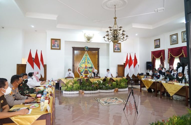 Terima Kunjungan Gubernur Jatim, Kabupaten Magetan Berupaya Turunkan Level
