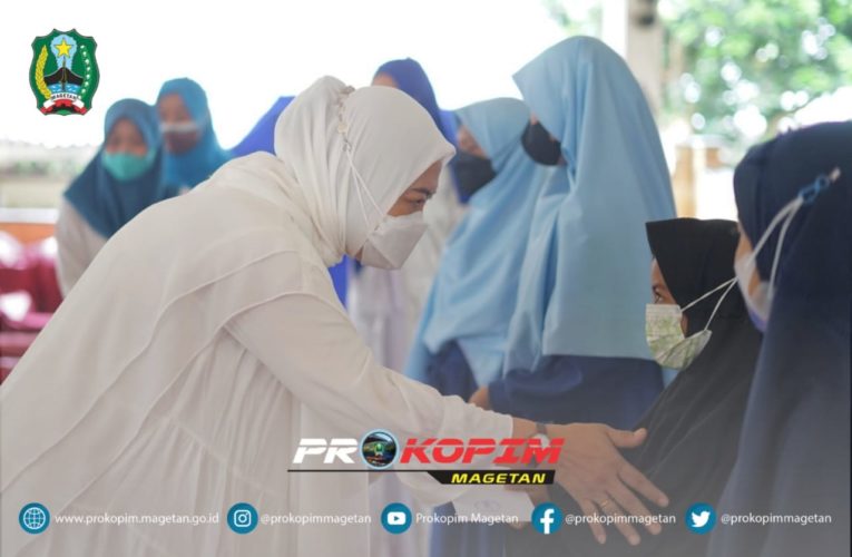 TEBAR SHODAQOH DAN MANFAAT DARI BKMT MAGETAN