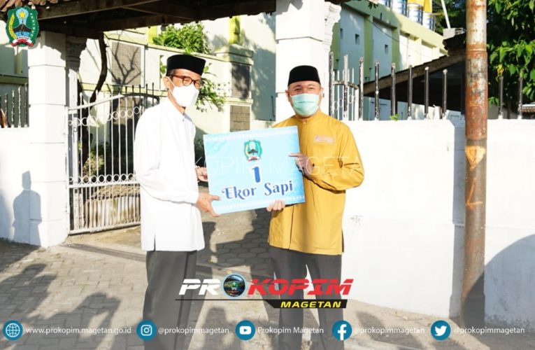 PENYERAHAN QURBAN DARI PEMERINTAH KABUPATEN MAGETAN