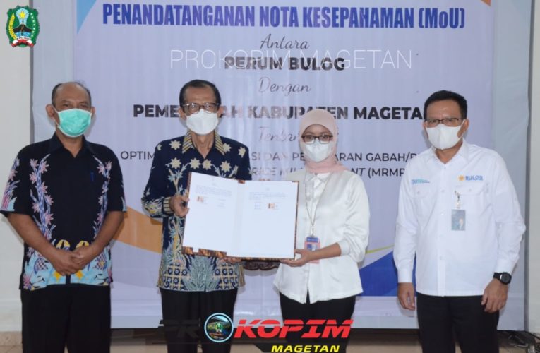 Penandatanganan Nota Kesepahaman (MoU) Perum BULOG dengan Pemkab Magetan