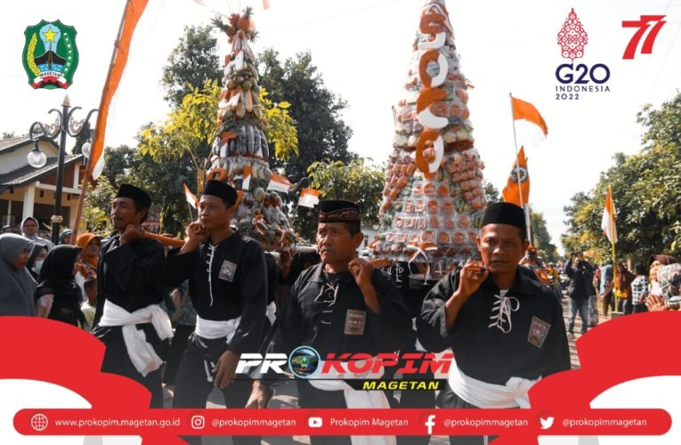 Kirab Budaya 77 Tumpeng Merah Putih dan Peresmian Griya Batik Soheden