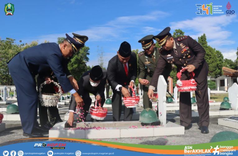 HUT Ke – 77 TNI, Kodim 0804/Magetan Gelar Ziarah Nasional Di TMP Yudonegoro