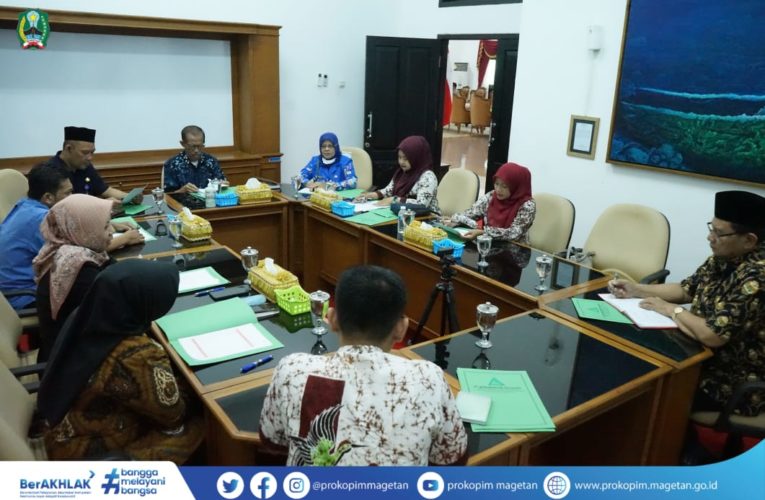 RUPS DENGAN BPRS MAGETAN, BUPATI HIMBAU BPRS UNTUK ‘MELEK IT’