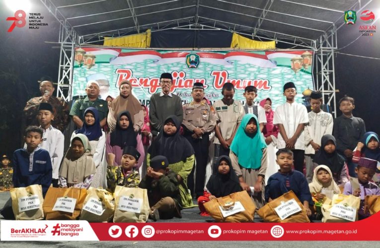 BUPATI SUPRAWOTOHADIRI PENGAJIAN UMUM MEMPERINGATI BULAN MUHARAM DESA SURATMAJAN MAOSPATI