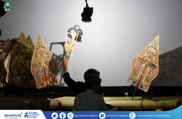 KEMENKOMINFO ANGKAT TEMA PEMILU DAMAI MELALUI PERTUNJUKAN WAYANG