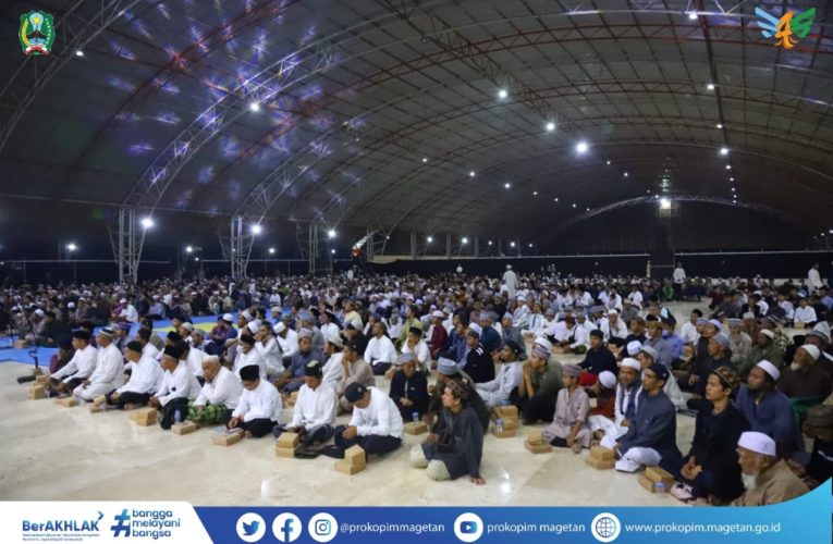 PENGAJIAN MEMPERINGATI HARI SANTRI NASIONAL DAN MAULID NABI MUHAMMAD SAW DI PONPES AL FATAH TEMBORO