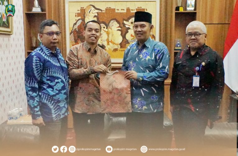 ANJANGSANA MANAGER PLN ULP MAGETAN DAN MANAGER ULP MAOSPATI DENGAN Pj. BUPATI MAGETAN