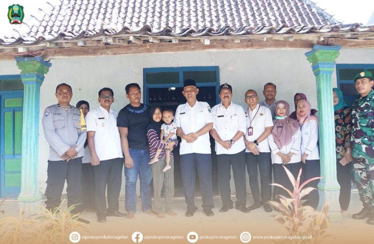 Pj. Bupati Magetan Hergunadi Serahkan Bantuan Gizi “Anting Emas” Tahap Empat