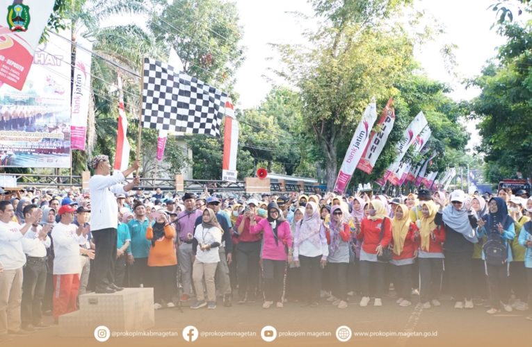 PERINGATI HARDIKNAS, DIKPORA MAGETAN GELAR JALAN SEHAT