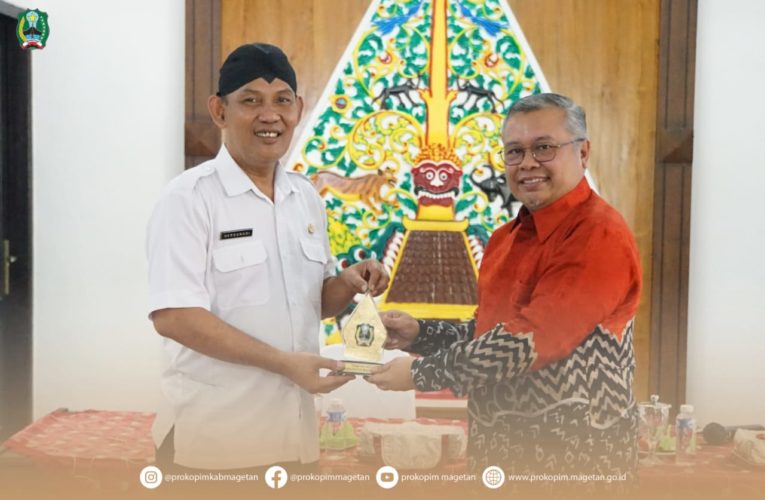 Tingkat Pelayanan Kepada Masyarakat Pemkab Jajaki Kerjasama Dengan Telkom