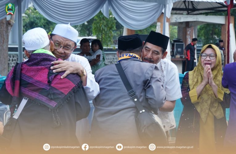 409 JEMAAH HAJI ASAL MAGETAN TIBA DI MAGETAN HARI INI