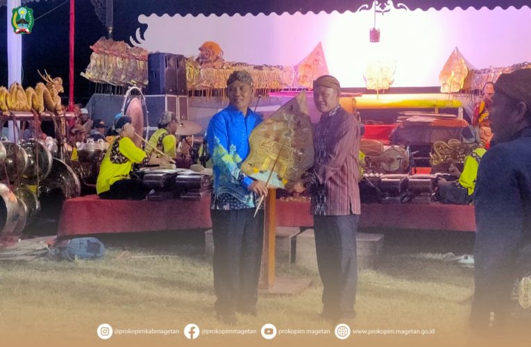 TASYAKURAN PERPANJANGAN MASA PENGABDIAN KADES DENGAN WAYANGAN