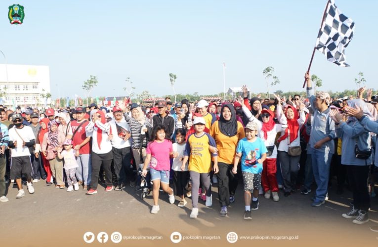 APEL AKBAR DAN JALAN SEHAT PERINGATAN HARKOPNAS KE 77 DIGELAR DI KAMPUS 5 UNESA MAGETAN