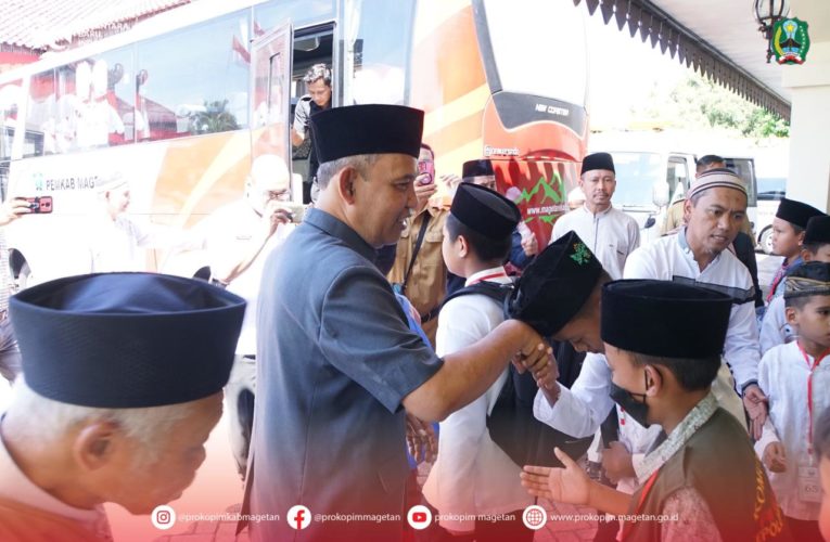 Pj Bupati Magetan Berangkatkan Anak Yatim Berwisata Ke Sarangan