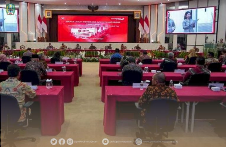 Pj Bupati Magetan Hadiri RUPS Luar Biasa Bank Jatim 2024