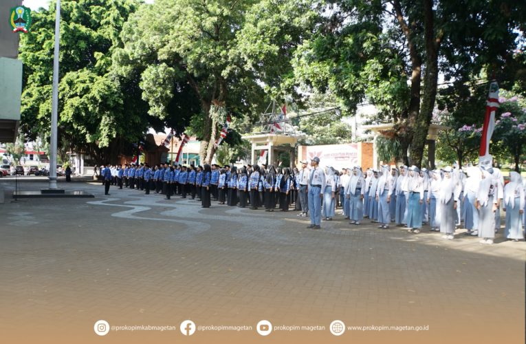 UPACARA PERINGATAN HARI KESAKTIAN PANCASILA DI HALAMAN KANTOR BUPATI MAGETAN