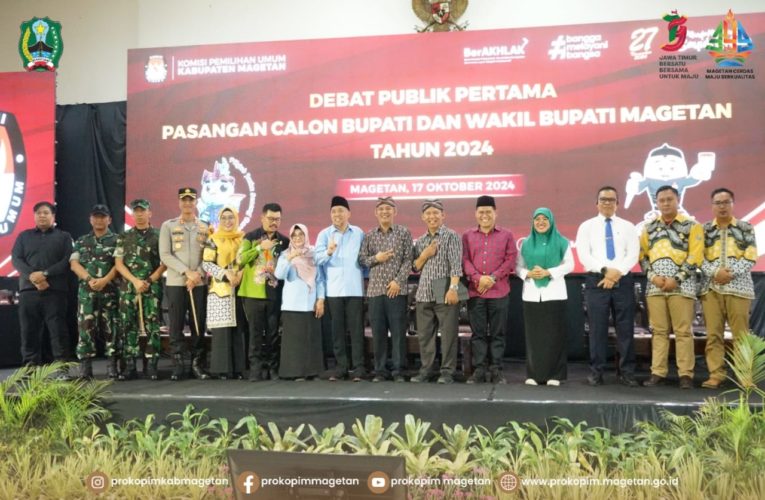 PJ BUPATI MAGETAN SAKSIKAN DEBAT PUBLIK PERTAMA PASLON BUPATI DAN WABUP MAGETAN 2024