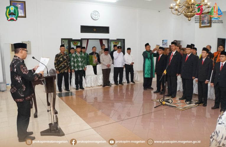 PJ BUPATI MAGETAN LANTIK PIMPINAN BAZNAS MAGETAN PERIODE 2024-2029