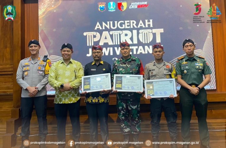 3 PILAR DESA SOMBO RAIH PEMENANG KATEGORI HARKAMTIBMAS ANUGERAH PATRIOT JAWI WETAN (APJW) II TAHUN 2024