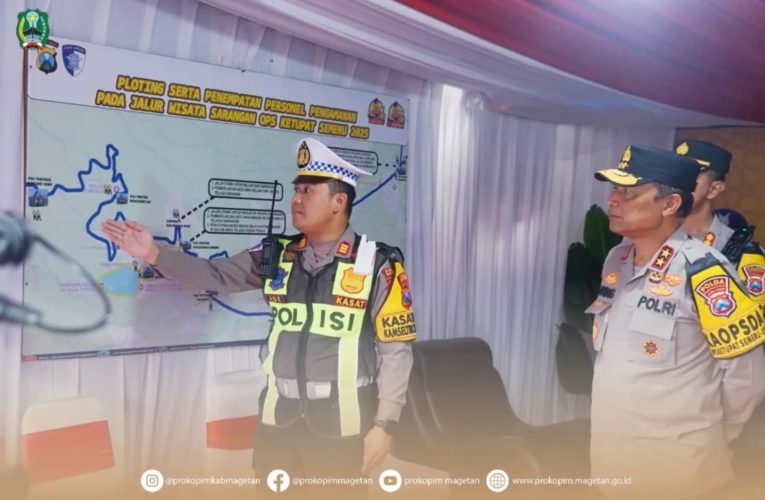 Kapolda Jawa Timur Memastikan Pelayanan Operasi Ketupat Berjalan Lancar