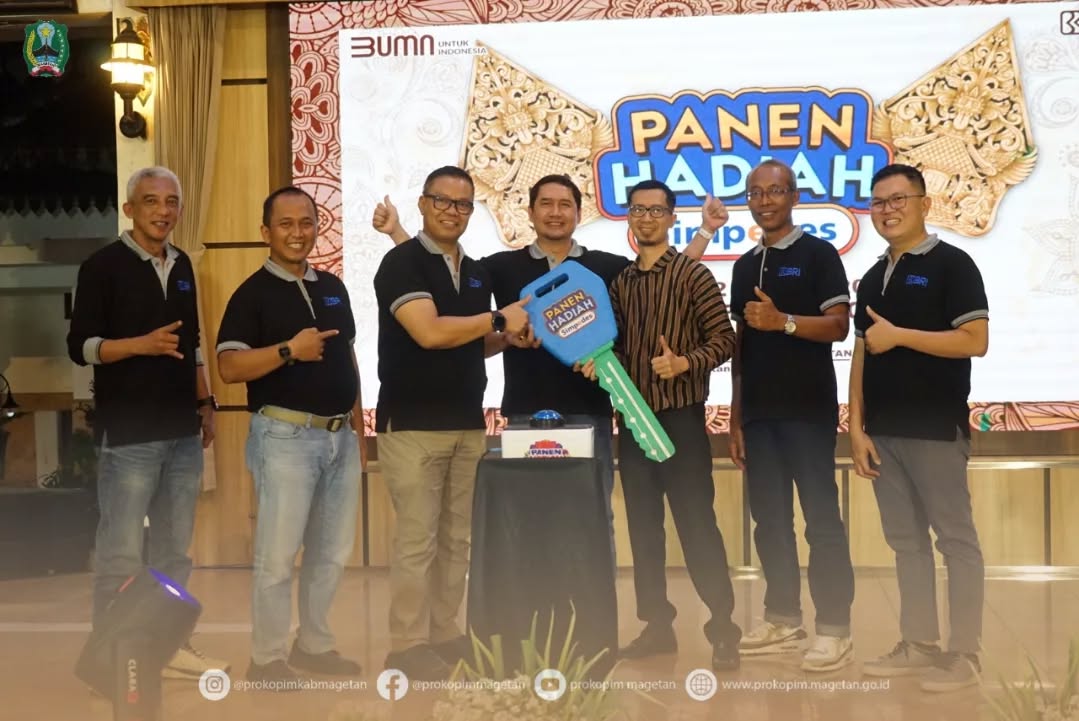 Nasabah BRI Unit Karangmojo Bawa Pulang Mobil Suzuki Ertiga pada Panen Hadiah Simpedes BRI Periode II Tahun 2024