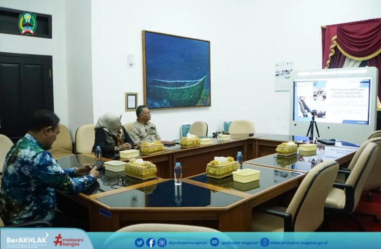 Penyerahan Bantuan Kemasyarakatan Presiden Berupa Sapi Kurban