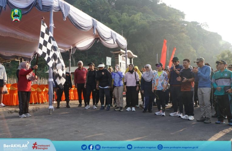 Jalan Sehat dan hiking Sinergitas Forkopimda