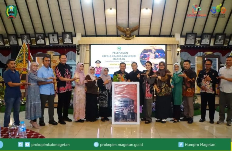 Suasana Haru Iringi Pelepasan Kepala Kejaksaan Negeri Magetan