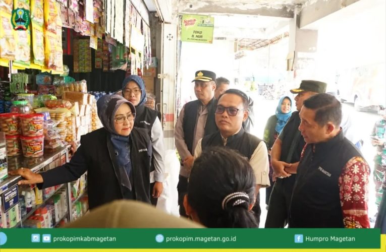 Pastikan Stok dan Harga Sembako Jelang Nataru Aman, Pemkab Magetan Lakukan Sidak Pasar