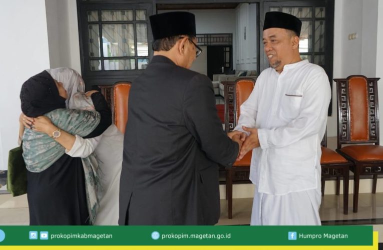 Pererat Silaturahmi, Wakil Bupati Magetan Kang Suyat Gelar Open House di Rumah Dinas