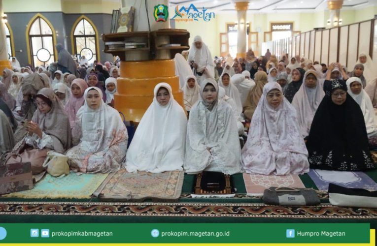 Bupati Magetan Beserta Forkopimda Salat Idul Fitri di Masjid Agung Baitussalam
