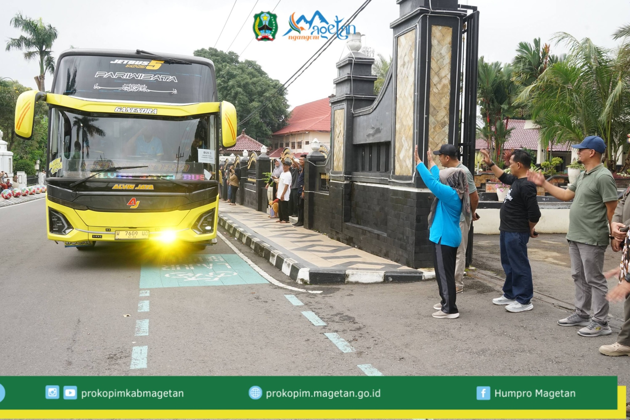 Pemberangkatan Arus Balik ke Jabodetabek Bersama IKMA oleh Bupati Magetan