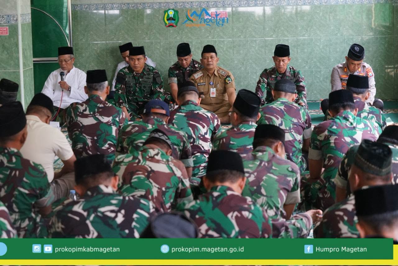 Ustadz Wakhid Tegaskan Pentingnya Menuntut Ilmu dan Saling Mendengar dalam Istigosah di Masjid Al Muttaqin