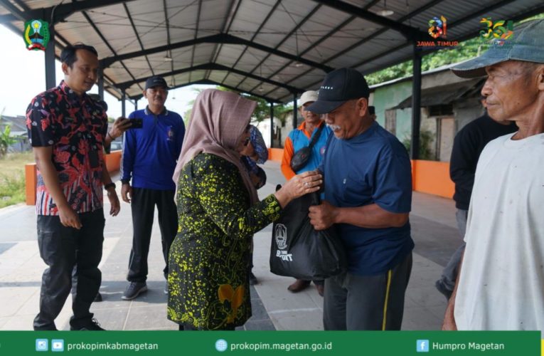 Bupati Magetan Salurkan Bansos dari Gubernur Jatim dalam Rangka Hari Jadi