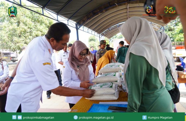Bupati Magetan Menyapa Warga Desa Turi dalam Gelaran Pasar Murah Hari Jadi Magetan ke-351
