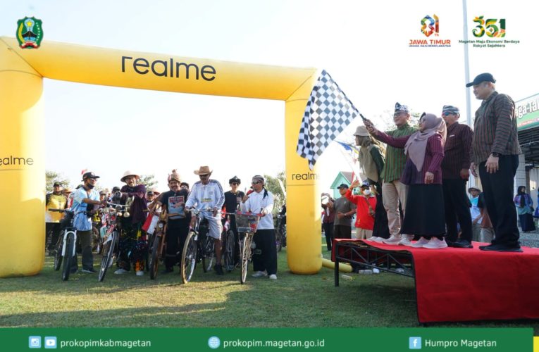 Bupati dan Wakil Bupati Magetan Gowes Sepeda Jadoel Bersama Kepala BKN RI di Takeran